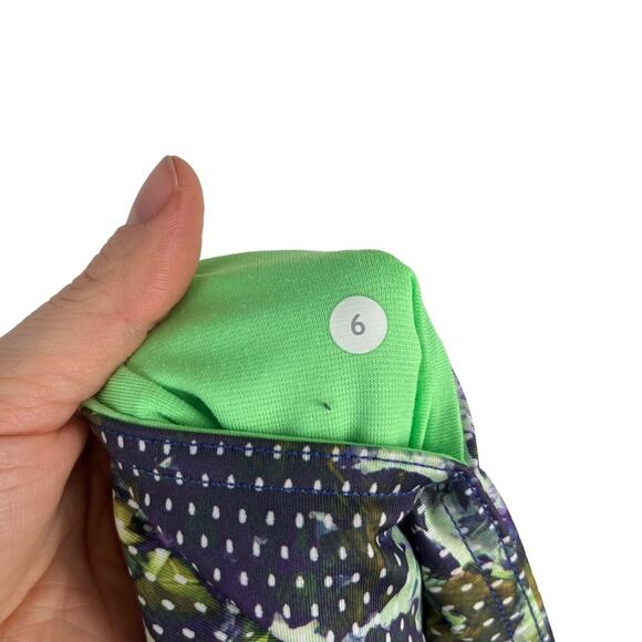 Lululemon Wunder Under Luxtreme Leggings Full On Digital Camo Floral Small 6 - Picture 6 of 6